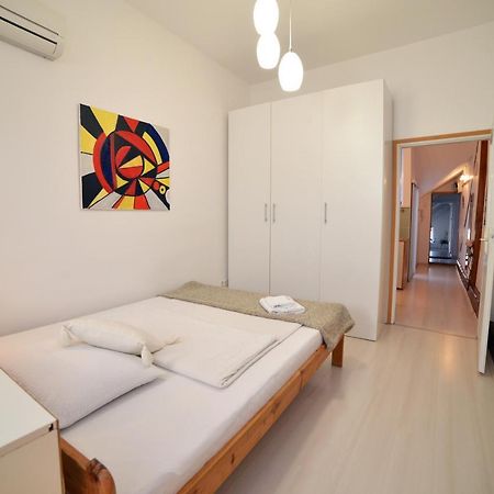 זאגרב Studio Apartment White מראה חיצוני תמונה