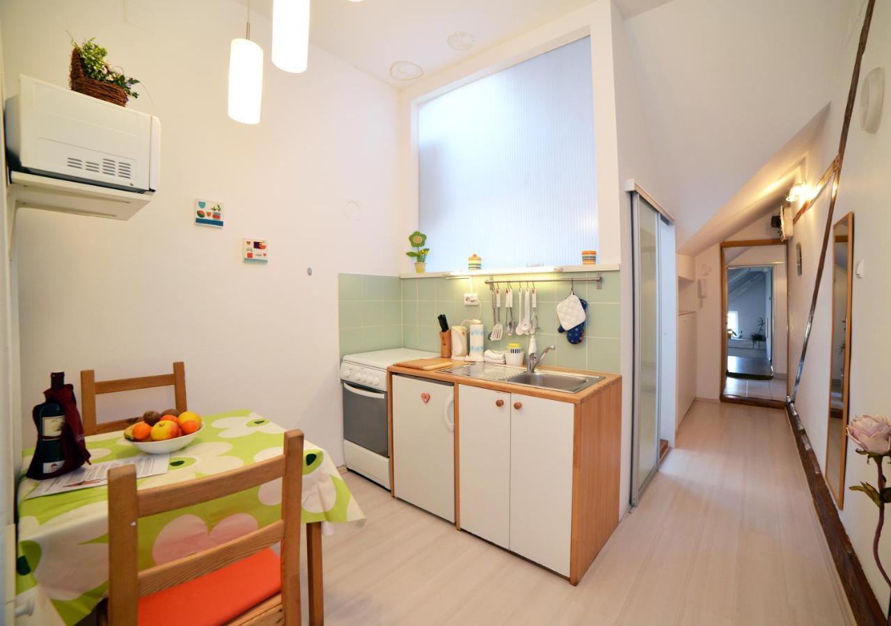 זאגרב Studio Apartment White מראה חיצוני תמונה